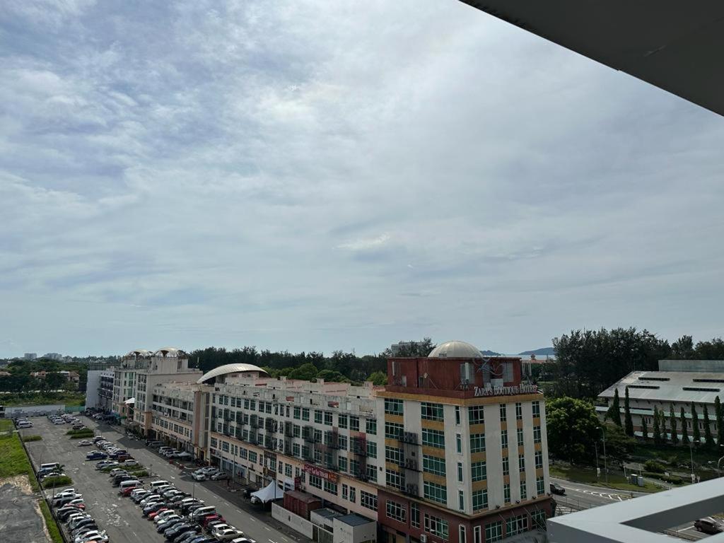 Sutera Avenue Kota Kinabalu @ JR Homestay Bagian luar foto