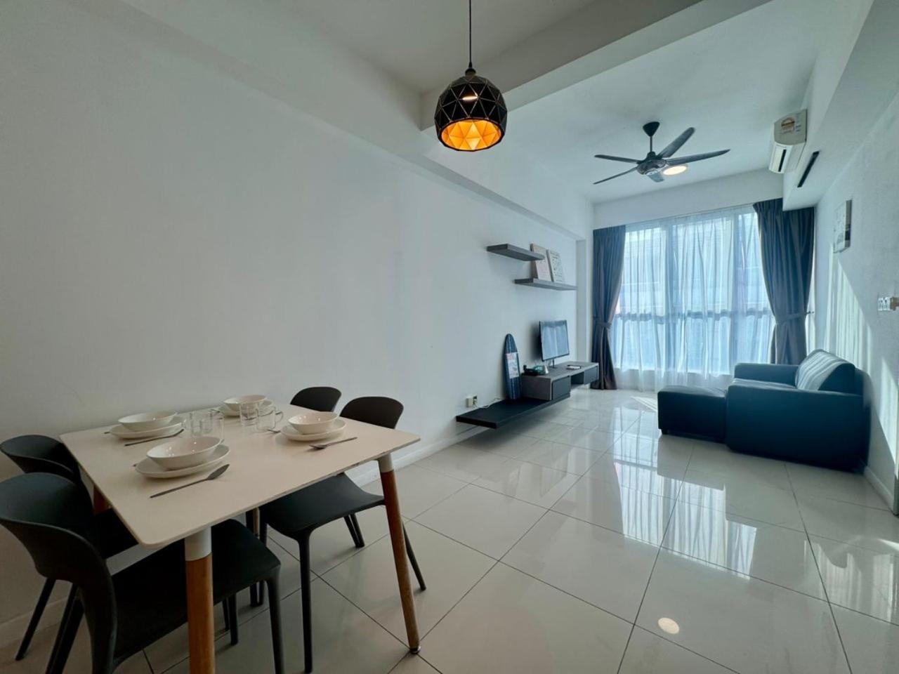 Sutera Avenue Kota Kinabalu @ JR Homestay Bagian luar foto
